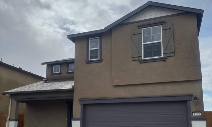 Merced House | Fantastic fully Furnished 3-bedroom house with AC in Merced