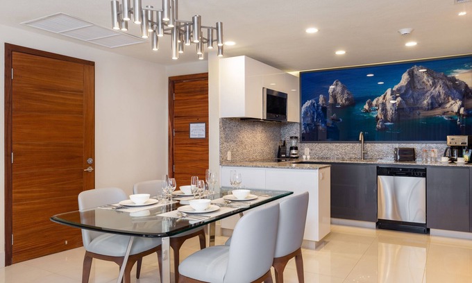 Santa Rosa Resort | Fantastic Getaway at Villa La Valencia in Cabo!