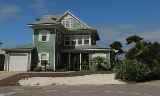 Fort Morgan House | Fantastic House in Martinique! Comes with Private Extended Golf Cart.