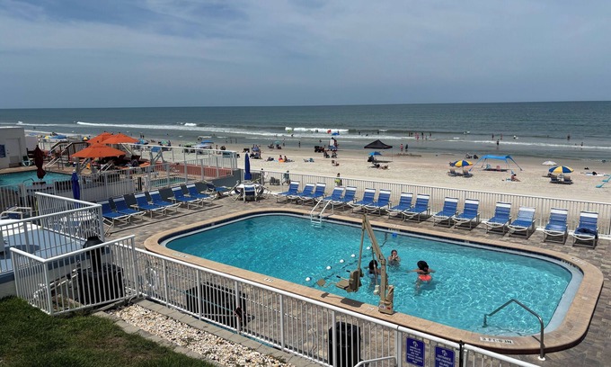 Rio Mar Beaches Apartment | Fantasy Island Resort, Daytona Beach Shores