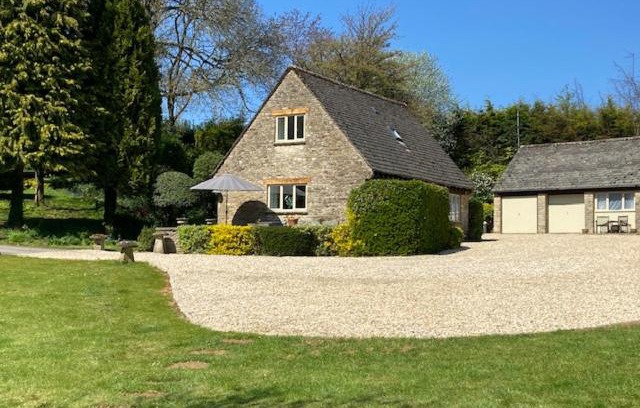 Bourton House | Far Hill Cottage