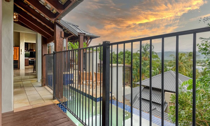Port Douglas Villa | Far Pavilion Villa A - 2 Bedroom Villa In Town Centre