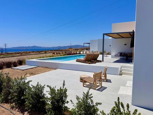Paros Villa | Faragas Hill Oasis Villa