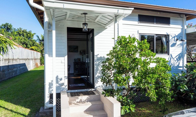 Paea House | Fare Manea - Authentic Polynesian Bungalow in Paea