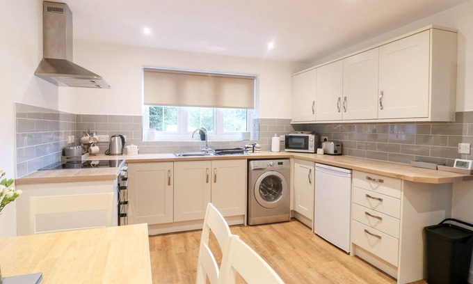 Farley Cottage | Farley Cottage II