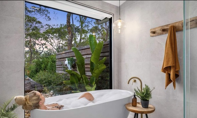 South Maroota Other | Farm House 100 -Your luxury farm stay. BRAND NEW!
