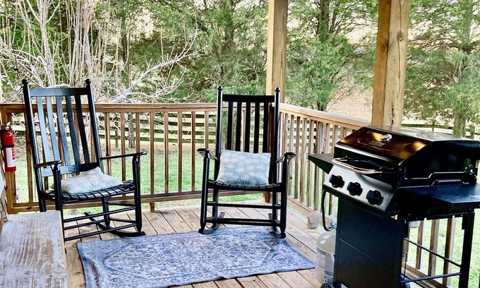 Lexington - Salisbury Cabin | Farm Store Loft perfect after a Busy Day