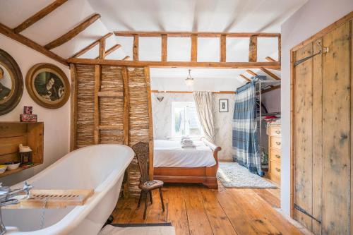 Saxmundham House | Farm View suite, Kelsale