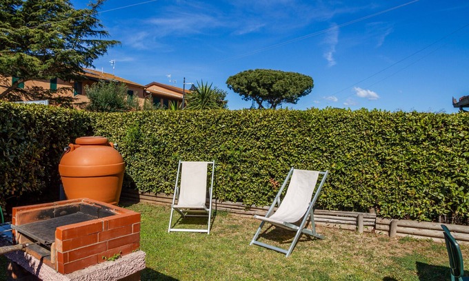 Pian di Rocca Other | Farmhouse 'Ruggeri - Casa Rosa' with Shared Garden, Wi-Fi and Air Conditioning