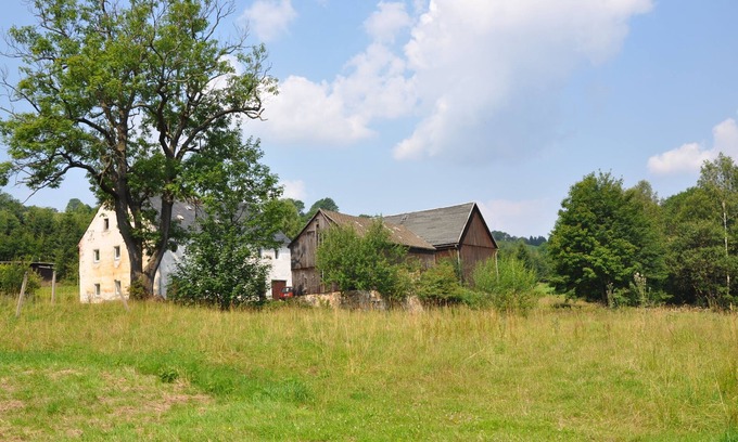 Seyde House | Farmhouse for up to 12 people in a beautiful hillside location in the Osterzgebirge near Altenberg