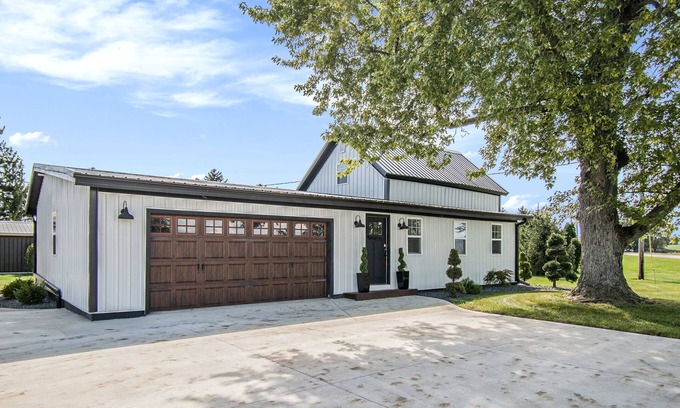 Goshen Other | Farmhouse On 4