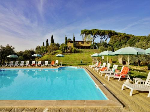 Popoltaio-Schiacciato House | Farmhouse with air conditioning, private terrace and pool