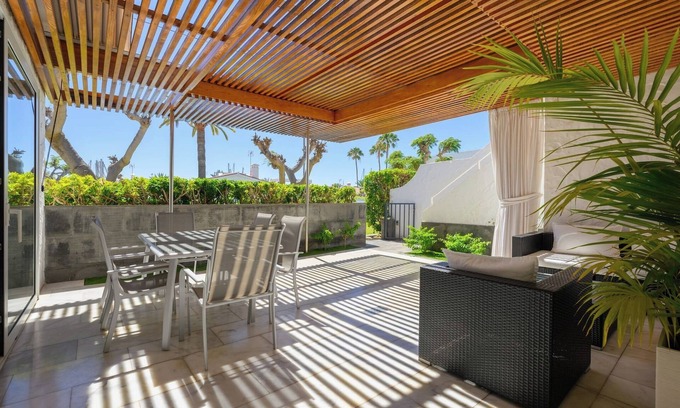 Pasito Blanco House | FaroVela Suites Pasito Blanco II