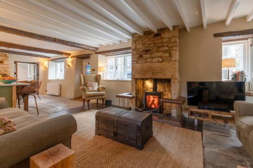 Burford House | Farthingdales