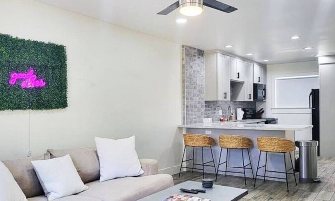 Fashion Square Condo | Fashion Square|2 BR|Scottsdale