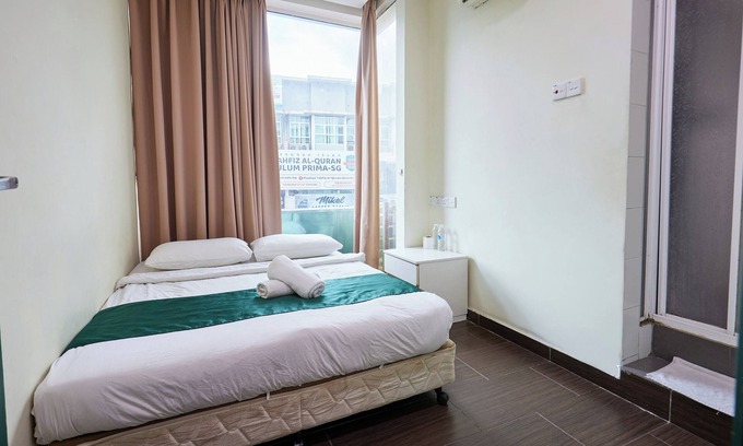 Batu Caves Hotel | Fast Hotel Sri Gombak