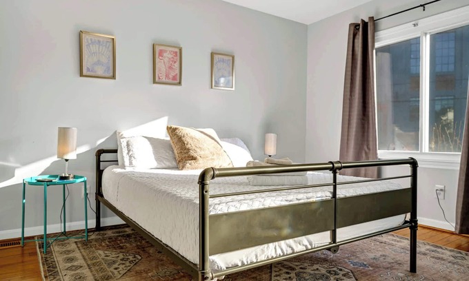 Shelby Park House | Fast Track Stay – Unbeatable Spot for Race Fans!