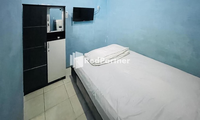 Medan Hotel | Faster Inn Deli Serdang Redpartner