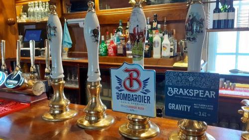 Watlington Bed & Breakfast | Fat Fox inn