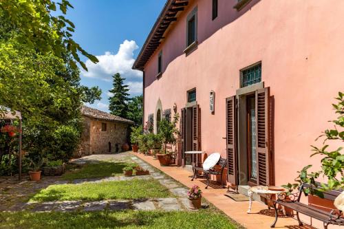 Donnini House | Fattoria Montalbano