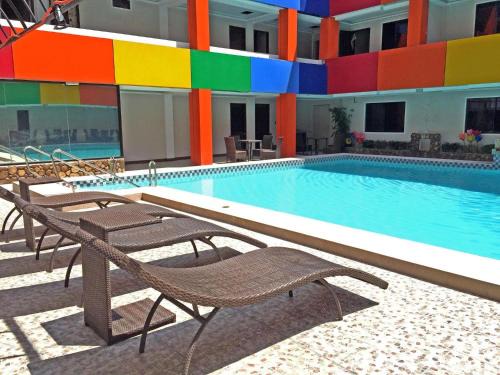 Malabanias Hotel | Fave Hotel Angeles City formerly Hotel America
