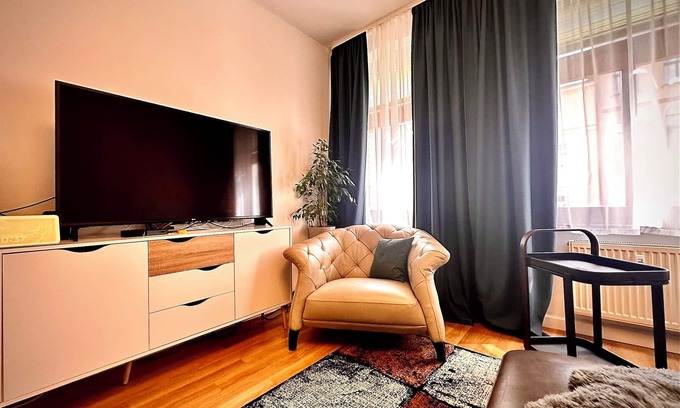 Giebichenstein Apartment | Favorit I apartment 92 QM 4 rooms 6 beds garden