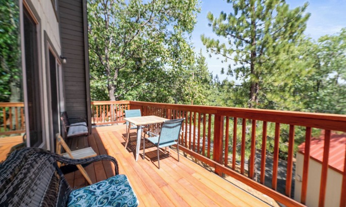 Fawnskin House | Fawnskin Family Cabin