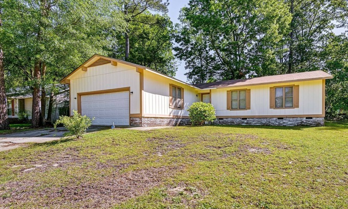 Westover House | Fayetteville Vacation Rental w/Yard!