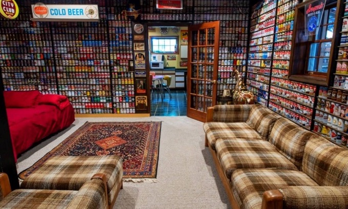 Rossville House | Featured On The Travel Channel, Home & Garden Channel and more. No cleaning fee!