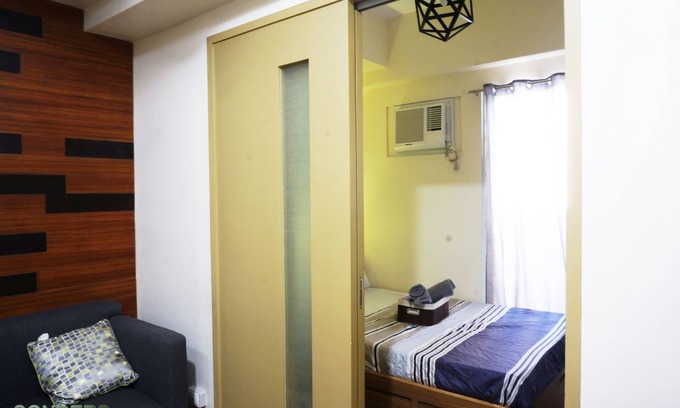 Pio del Pilar Apartment | Feel Warmth & Comfort 1BR unit in Makati