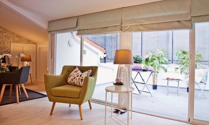 Moncloa - Arguelles Apartment | Feelathome Madrid Suites Apartments
