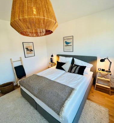 Wiesental Apartment | FeelsLikeHome - Wunderschöne und zentrale Wohnung mit Balkon&Parkplatz