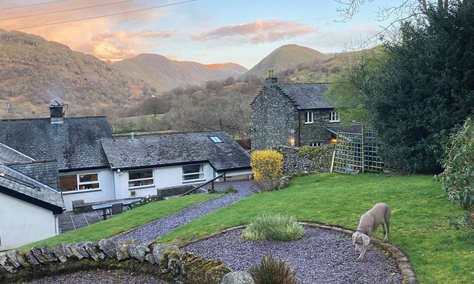 Penrith House | FELLDALE, pet friendly, with open fire in Ullswater