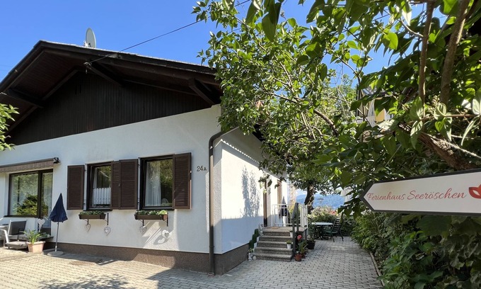 Poertschach am Woerthersee House | Ferienhaus Seeröschen - Gesamte Unterkunft