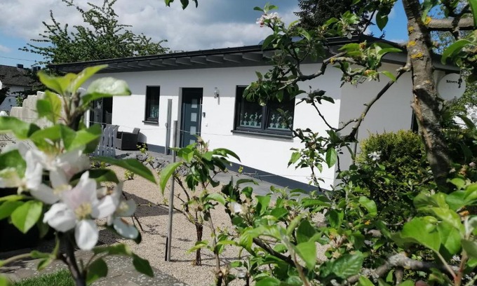 Andernach House | Ferienhaus am Apfelbaum