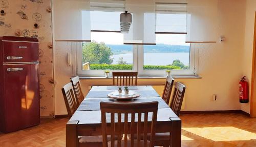 Driedorf House | Ferienhaus am Seeblick Grill, Garten, Billiard, Dart, Bike, Sauna ww-Seeblick