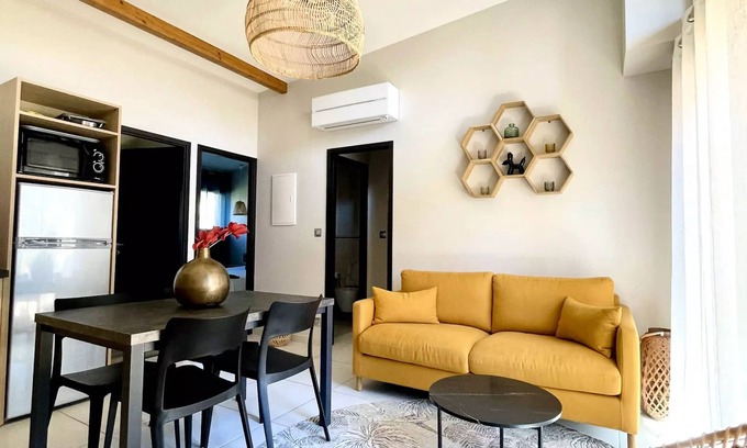 Saint-Affrique Villa | Ferienhaus Ecolodge 1 Schlafzimmer 2 Personen