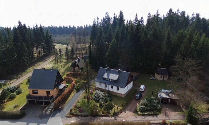 Barenfels House | Ferienhaus Ferien am Waldrand