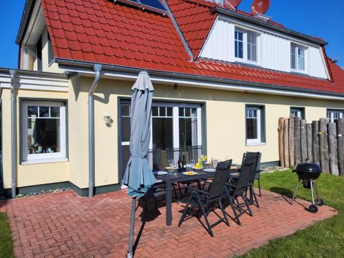 Breege House | Ferienhaus Hühnergott Kranichnest