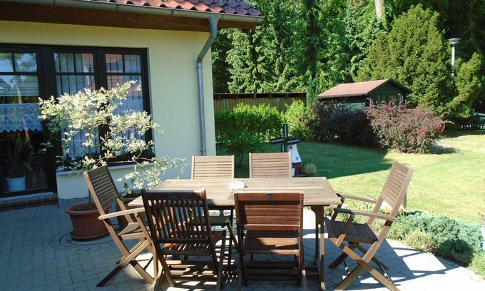 Plau am See House | Ferienhaus in Traumhafter Lage Direkt am Plauer See - 20 m - Haus am Seeufer