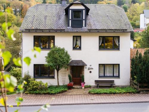 Schwalefeld Apartment | Ferienhaus in Willingen nahe Skipisten