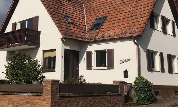 Dahn House | Ferienhaus "lachberg9" - Ferienhaus, Dusche und Bad, WC, Komfort