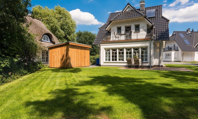 Born auf dem Darss House | Ferienhaus mit Sauna und Garten in Ruhiger Lage