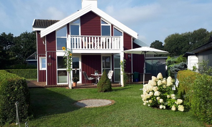 Dummer House | Ferienhaus mit Sauna am Duemmer See