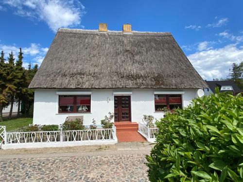 Gross Zicker House | Ferienhaus MS Fischerhus mit 250 qm im Ostseebad