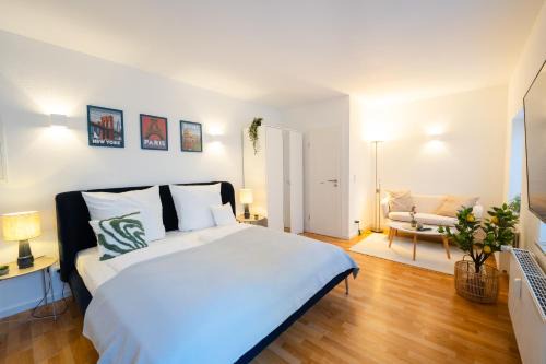 Gera Apartment | Ferienhaus Pauline in Gera-Untermhaus - Geras beste Lage - WLAN - TERRASSE - Für 1 - 2 Personen