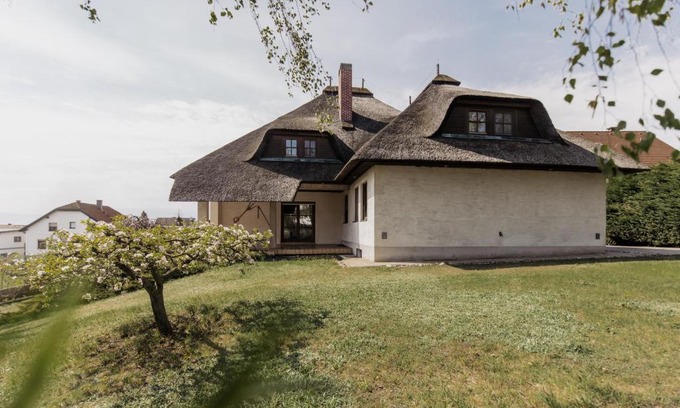 Morbisch am See Apartment | Ferienhaus Schilfvilla