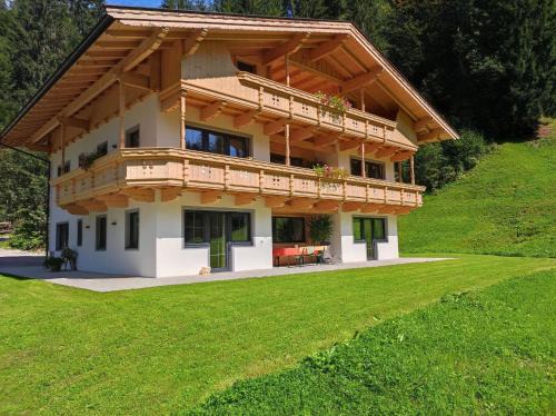Wildschoenau House | Ferienhaus zur Kundler Klamm by FeWo-Plan WILD012