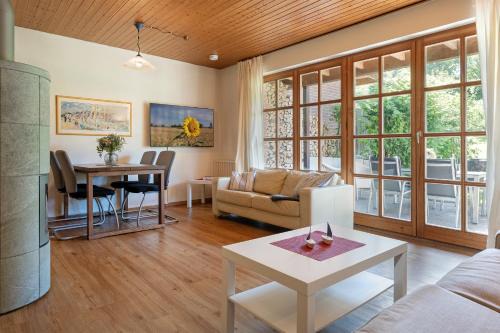 Scharbeutz House | Ferienparadies Seeweg 2