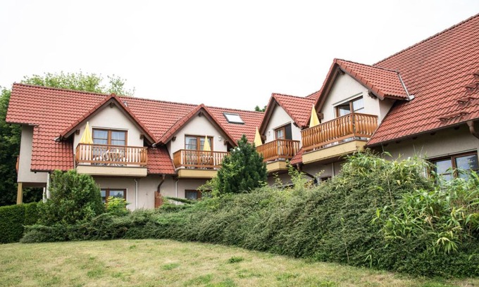Rerik Apartment | Ferienwohnanlage Schwabe mit Schwimmbad